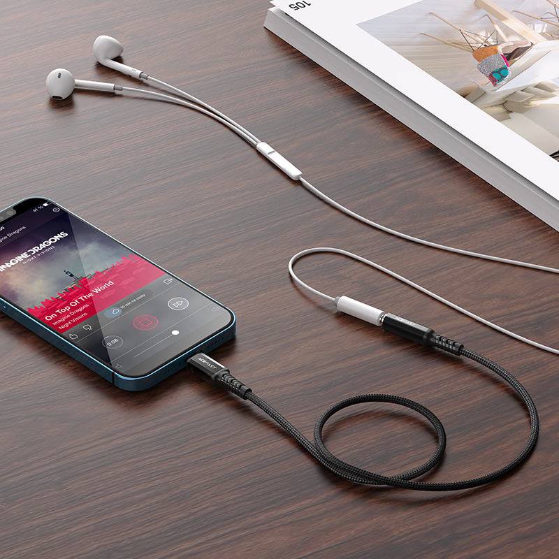 ACEFAST C1-05 audio cable for Lightning to 3.5mm female. - TQ STORE