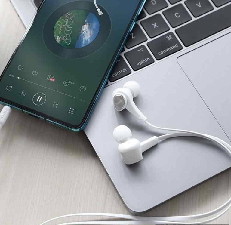 Hoco M66 Wired Earphones 3.5mm with microphone - TQ STORE
