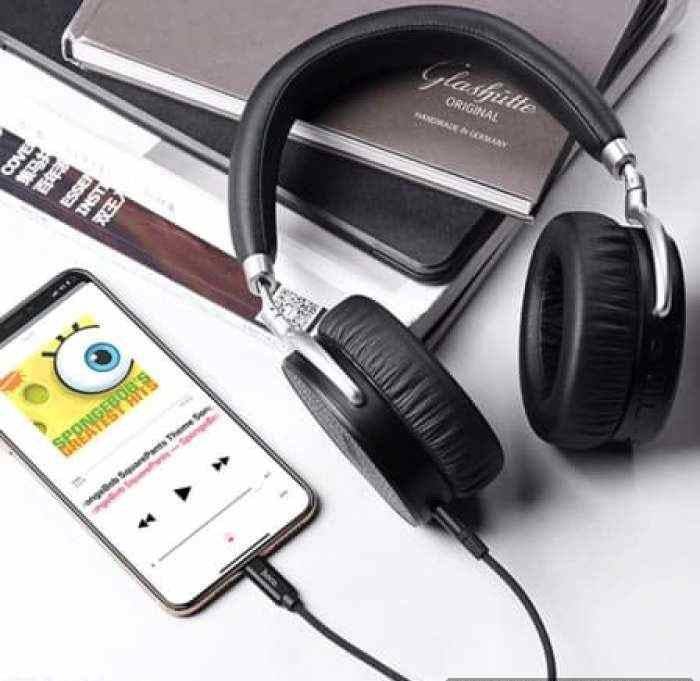 Hoco UPA13 Lightning to 3.5mm Audio AUX - TQ STORE