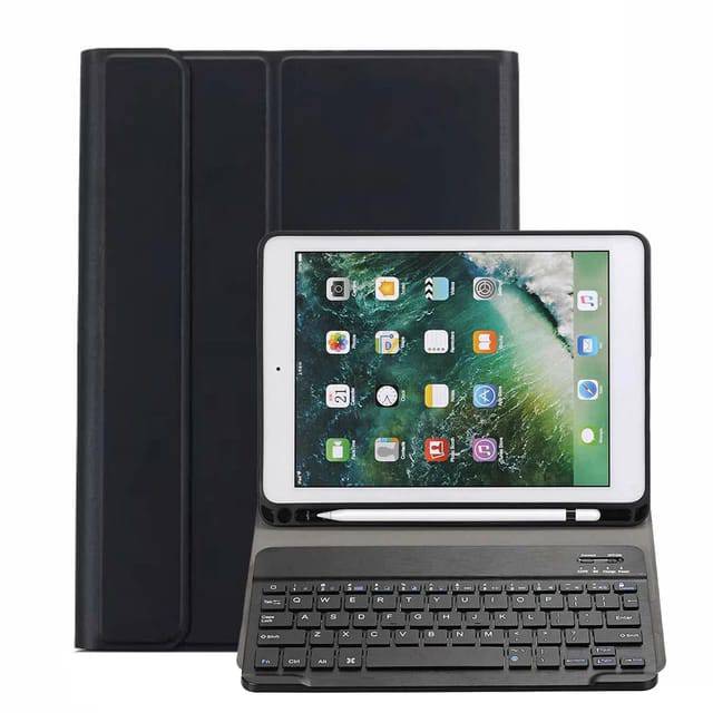 PU Leather Smart Cover with Magnetically Detachable Bluetooth Keyboard with Pencil Holder for Apple Ipad 6th Generation 9.7 inch / غطاء ذكي من جلد البولي يوريثان مع لوحة مفاتيح بلوتوث قابلة للفصل مغناطيسيا مع حامل قلم رصاص لباد أبل - TQ STORE